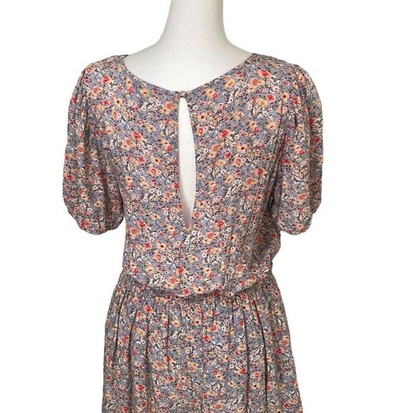 American Eagle Womens Floral Romper Shorts Wrap Short Sleeve Multicolor‎ Medium - Picture 4 of 9